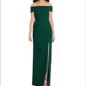 Dressy Cuffed Off the shoulder Trumpet Gown